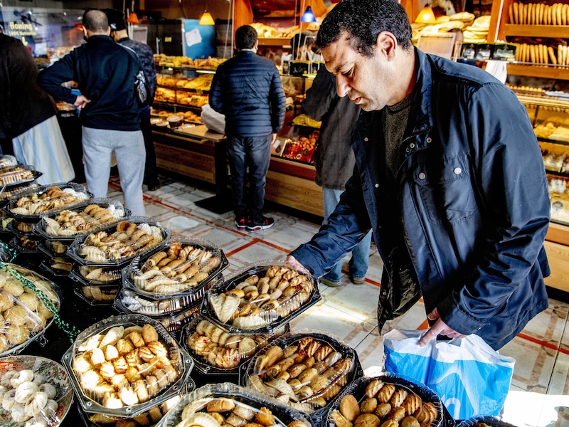 Ramadan eindigt vandaag: moslims vieren Suikerfeest