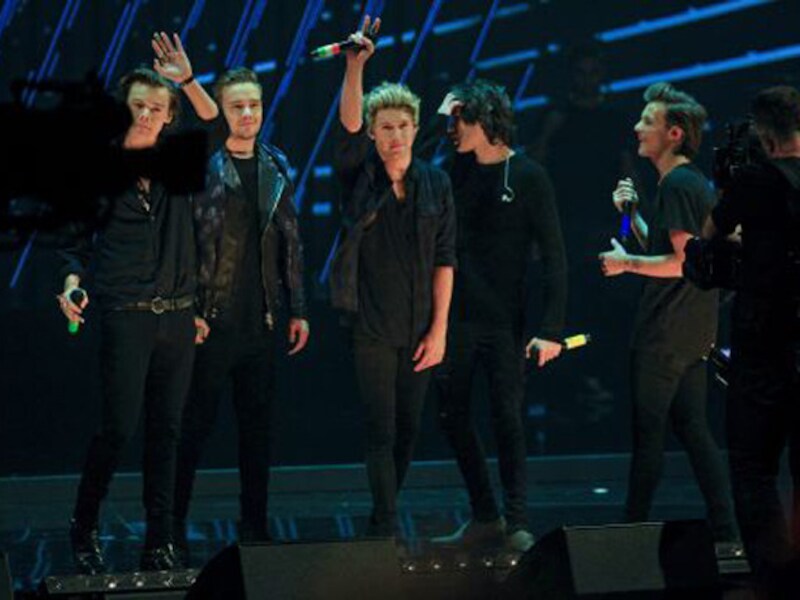 One Direction nam drie awards in ontvangst vanavond.
