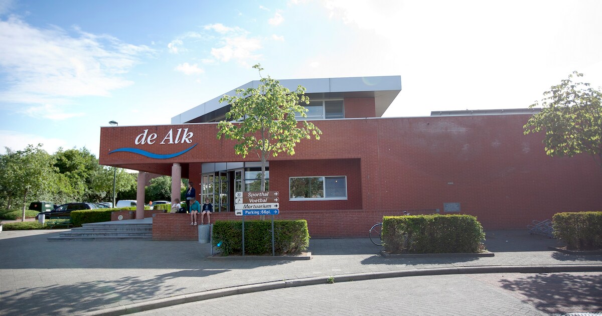 Gemeentelijke gebouwen opgefrist in Wingene | Wingene | HLN.be