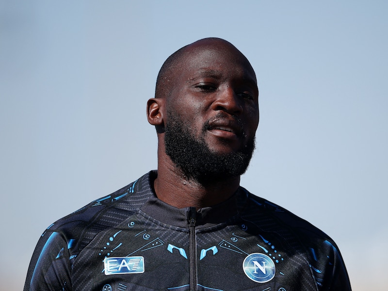 “Moeilijk om voorspellingen te doen”: volgt comeback van Romelu Lukaku pas in februari? 