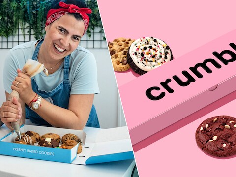 Oriana van Cookiele (links), volgens filmpjes op social media zijn haar koekjes een Vlaams alternatief voor de beroemde Crumbl-cookies.