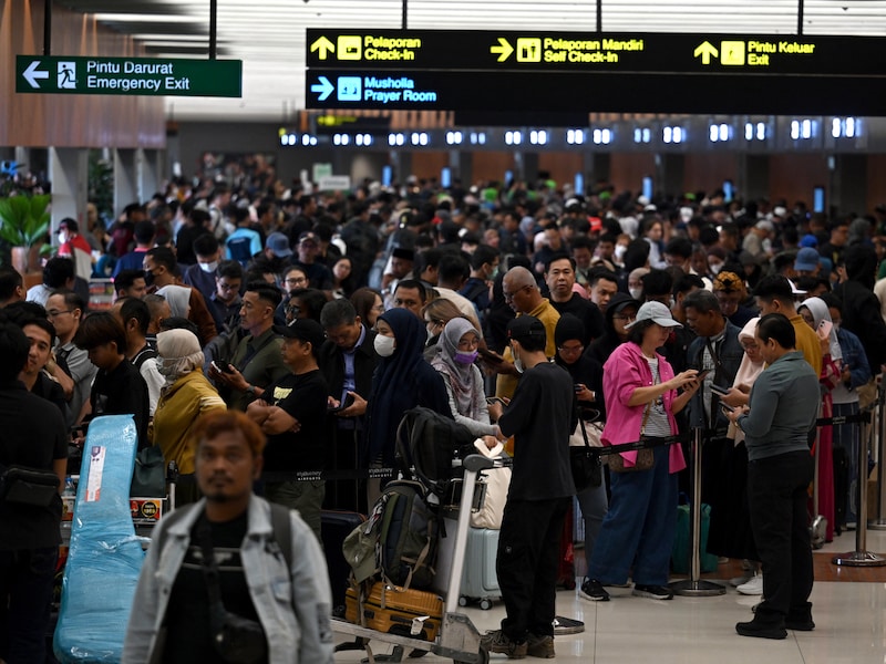 Opnieuw vluchten rond Jakarta opgeschort om vulkaanuitbarsting