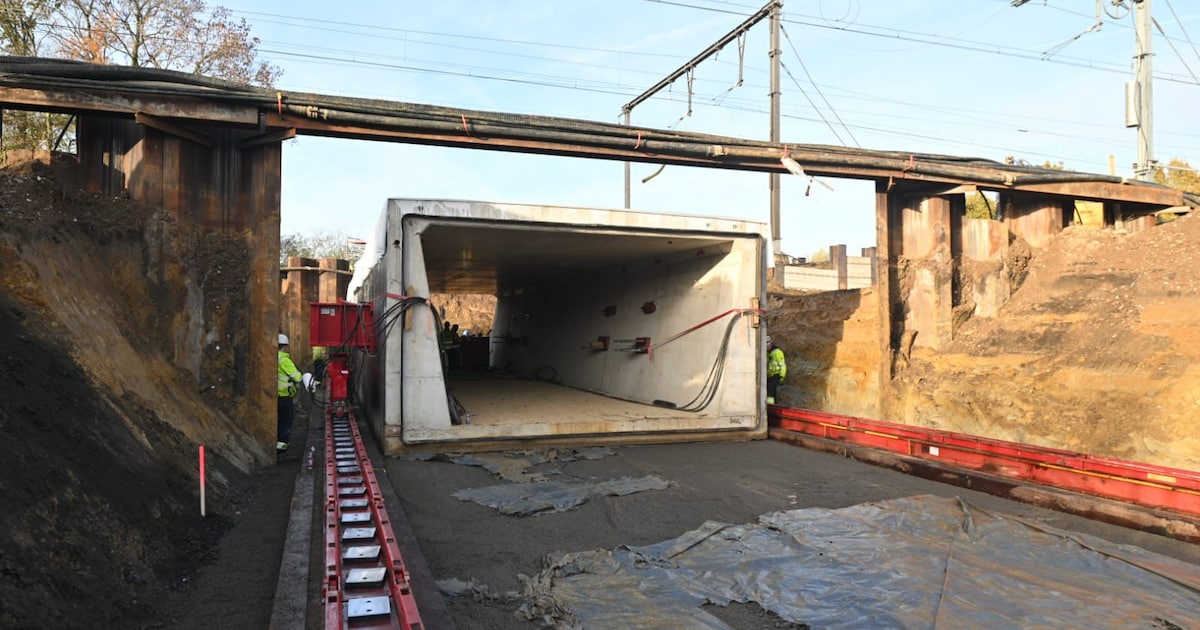 Treinverkeer tussen Hasselt en Tongeren tijdelijk stil in november: Infrabel schuift twee nieuwe tun
