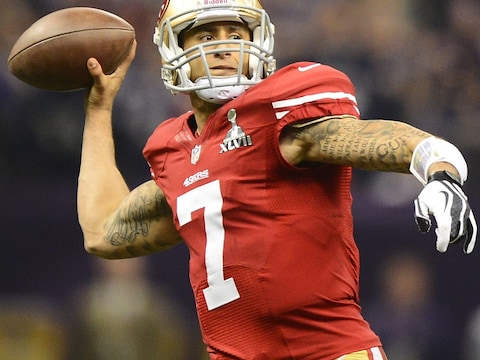 49ers-quarterback Colin Kaepernick flirtte met een historische stunt.
