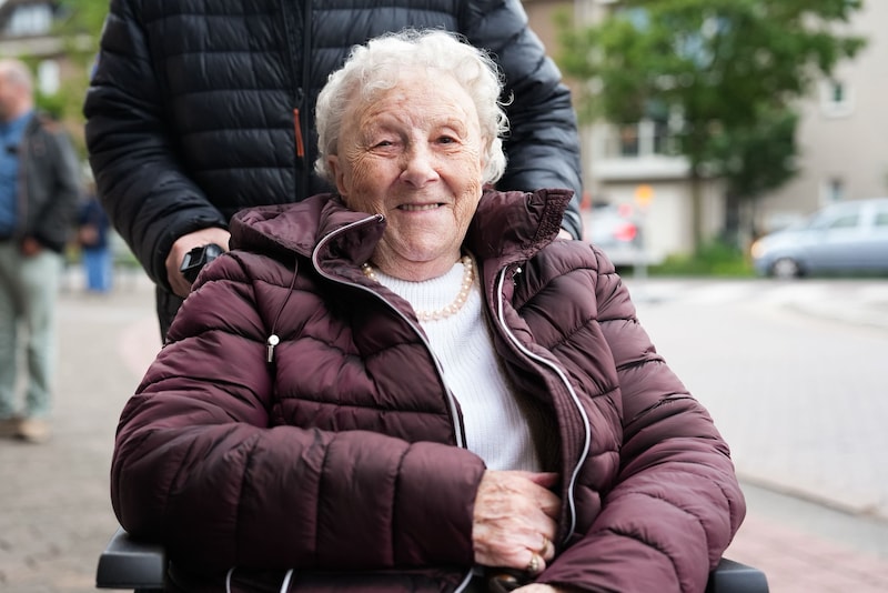 Lisette (90) from Oud-Turnhout