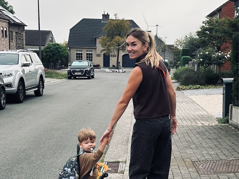 Eerste schooldag Arto uit Assen