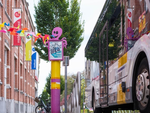 Octopuspaal aan de schoolomgeving van Sint-Ursula aan de Mechelsestraat