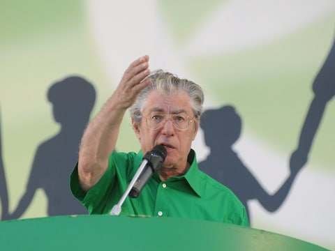 Umberto Bossi, de leider van de Italiaanse separatistische regeringspartij Lega Nord