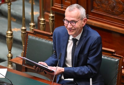 “U laat de boel verrotten”: oppositie én meerderheid kritisch voor hervorming ziekenfondsen