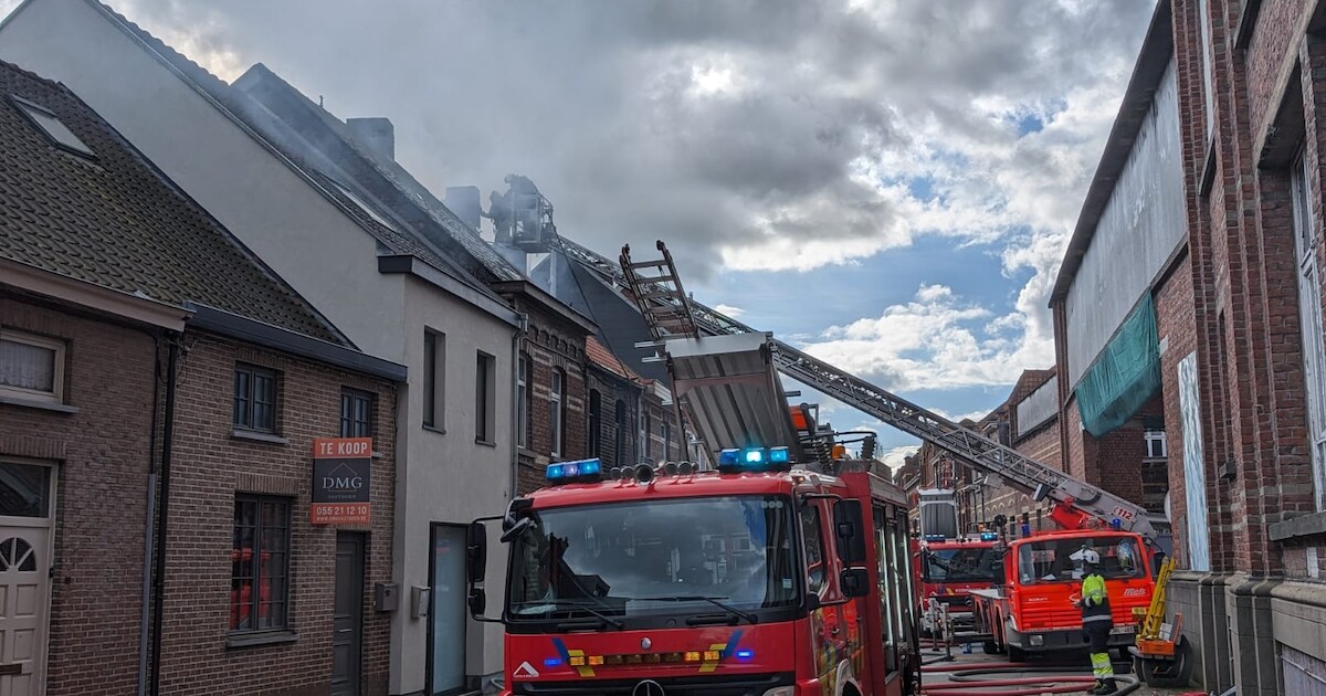 69-jarige vrouw overleden na zware woningbrand in centrum van Ronse ...