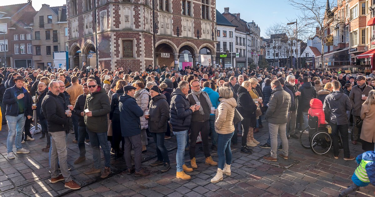 Tielt heft het glas op het nieuwe jaar op 7 januari | Tielt | HLN.be