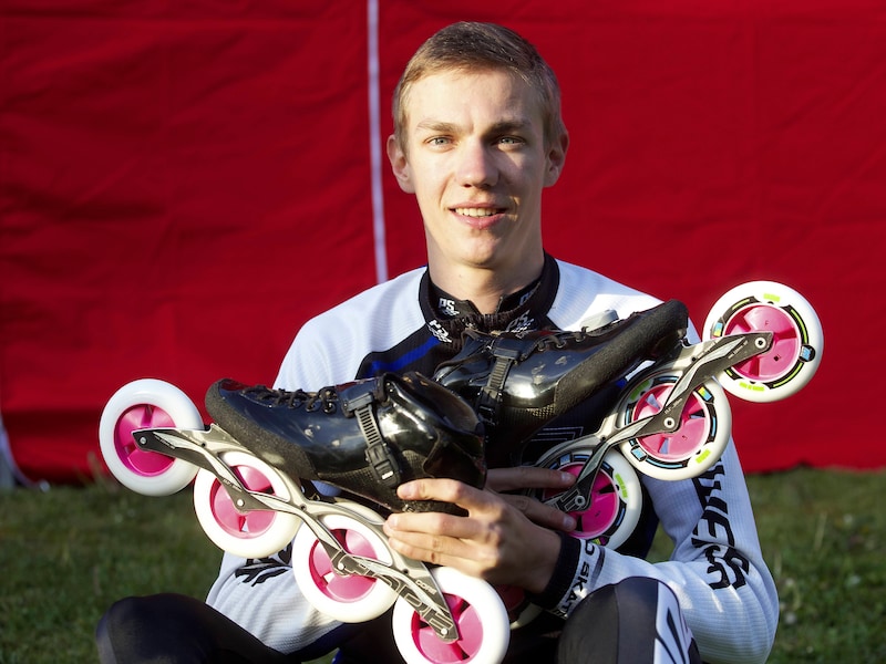 Inline skater Bart Swings.