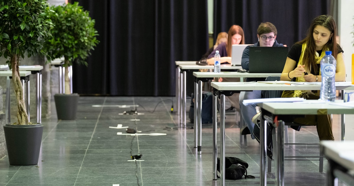 Stad Mechelen opent 18 stille studieplekken tijdens blokperiode: “We geven studenten de beste kansen