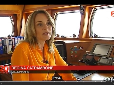 Regina Catrambone maakte fortuin in de verzekeringen en raakte geïnspireerd door de toespraak van paus Franciscus tijdens zijn bezoek aan het Italiaanse eiland Lampedusa.