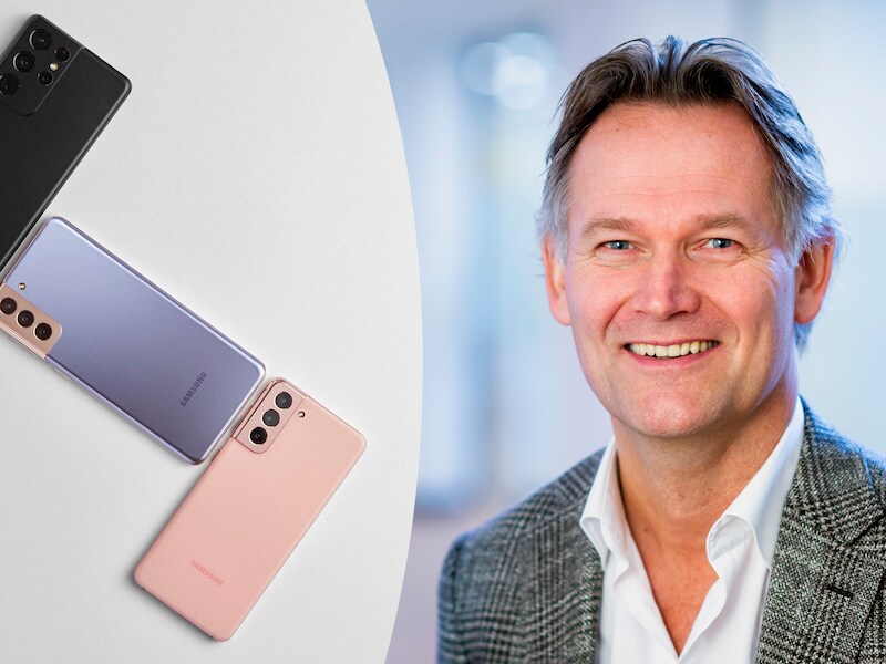 Links: de nieuwe Samsung Galaxy S21-smartphones. Rechts: Willem Visser, Vice President bij Samsung Electronics Benelux