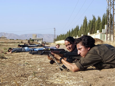 De verbetenheid van de Syrisch-Koerdische strijdsters van YPJ kreeg media-aandacht, maar hun ideologie blijft opvallend buiten de schijnwerpers.