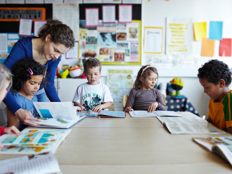 Meer dan 8.300 leerlingen uit basisonderwijs bleven vorig schooljaar zitten