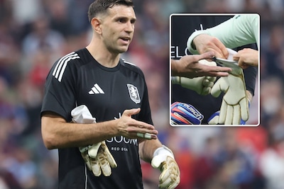“Elke keer ik de bal pakte, ging hij de andere kant op”: Emiliano Martínez keepte Europa League-finale met gebroken vinger, wat met WK?