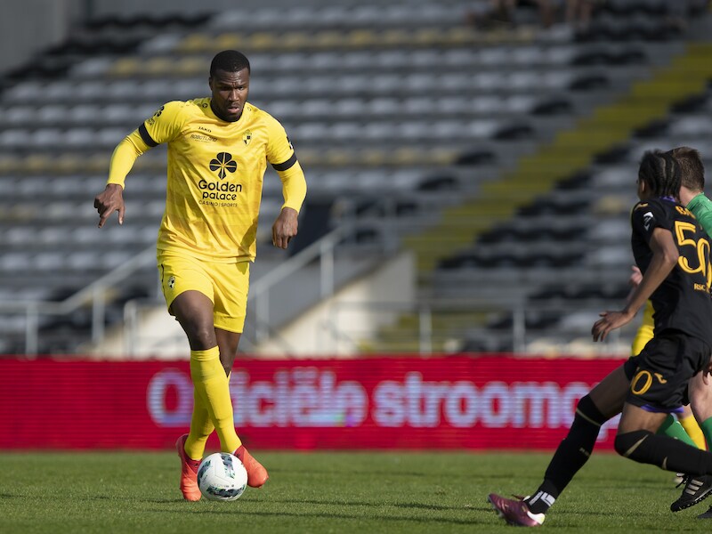‘Speler van het jaar’ Obbi Oulare vertrekt bij Lierse: “Ik ben blij dat dit hoofdstuk afgesloten is”