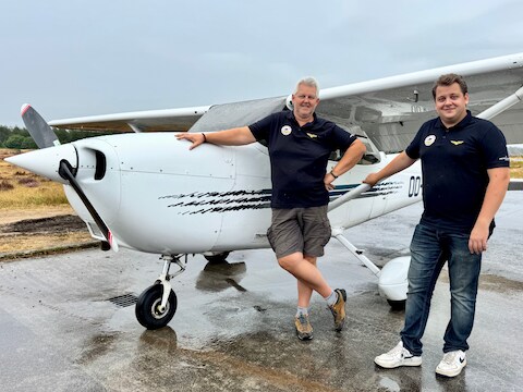 Pascal Kempenaers & Mats Vanspringel van de Aero Para Club der Kempen die zaterdag en zondag weer voor een spektakel zorgt op de 21ste Fly In 