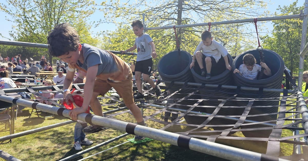 IN BEELD. 460 kinderen kruipen, klauteren en klimmen er op los tijdens Expeditie Beekpark