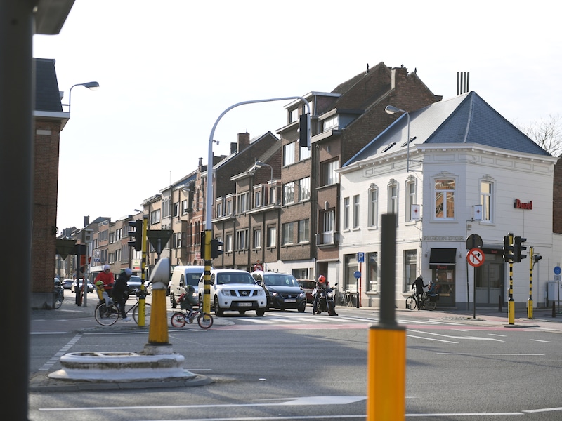 Het ongeluk gebeurde op dit kruispunt. 