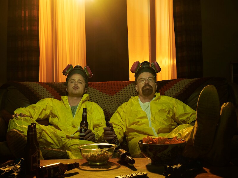 Acteurs Aaron Paul (Jesse Pinkman) en Bryan Cranston (Walter White) uit de Amerikaanse hitserie Breaking Bad.