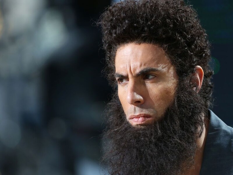 Sacha Baron Cohen als The Dictator.
