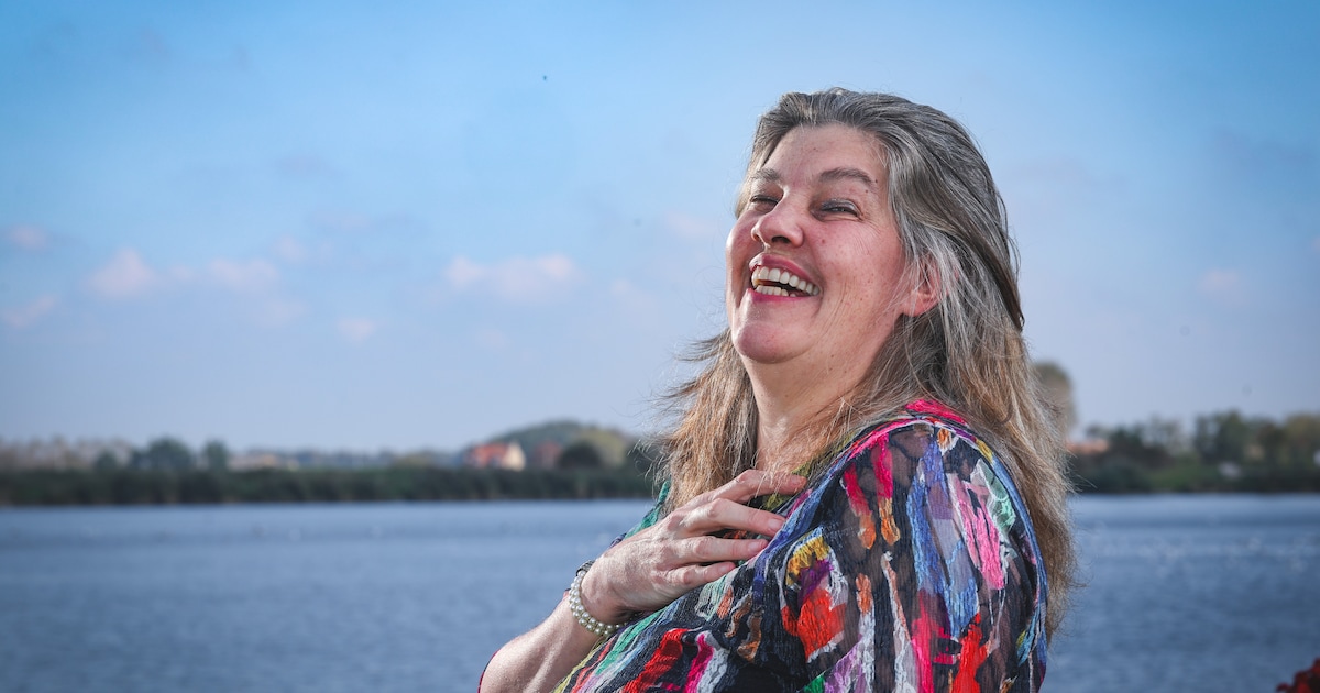 Charlotte (53) brengt boek uit over heks Jeanne Panne: “Ik woonde op de grond waar zij haar bakkerij