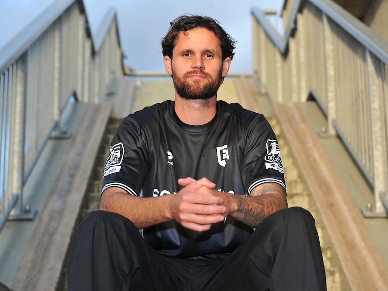 Thibaut Van Acker is de nieuwste aanwinst van Eendracht Aalst Lede: “Ik wil zo snel mogelijk het beste van mezelf geven”