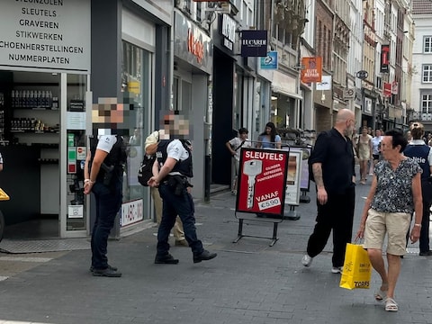 Heel wat politieagenten hielden vrijdag een oogje in het zeil.