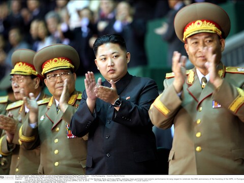 Kim Jong-Un (tweede van rechts) is de huidige leider van Noord-Korea
