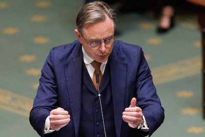 De Wever sluit deur voor “tapijtenmarkt” rond afschaffing Senaat