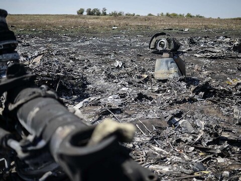 Crashsite MH17 in Hrabove, 80km oosten van Donetsk.