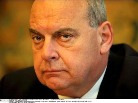 Burgemeester Termont wilde even wat duidelijk maken.
