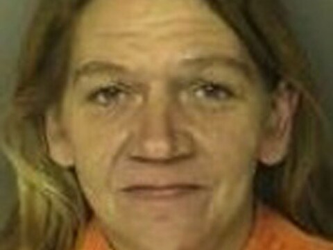 Tina Berryhill Rucker (42) ligt er graag warmpjes bij..