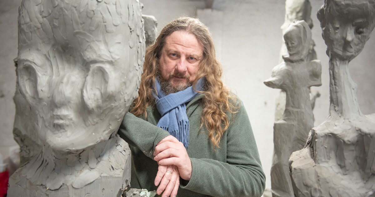 Dankzij rockster Bryan Adams en acteur Willem Dafoe kent de hele wereld ...