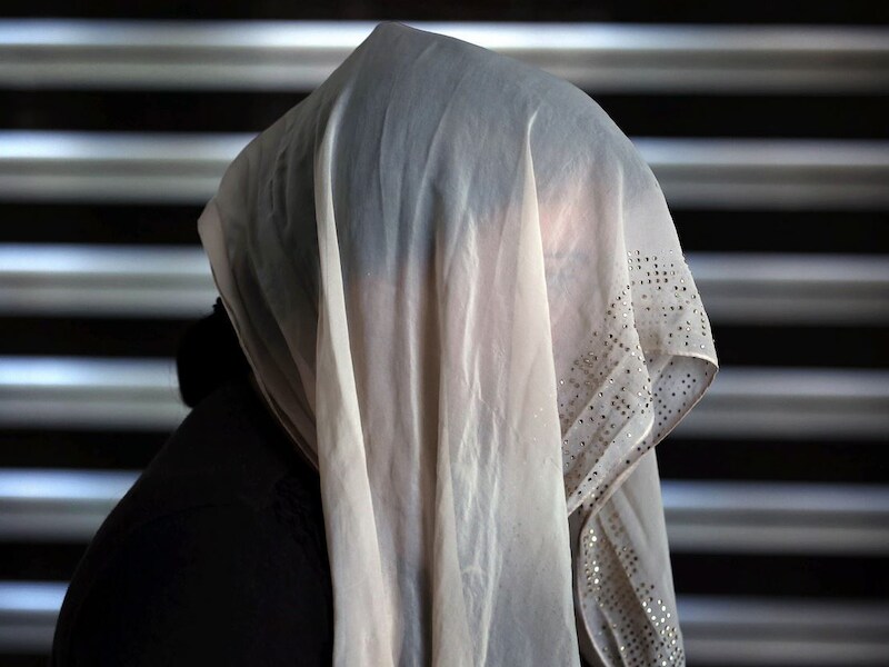 Amerikaanse fondsen voor buitenlandse hulp mogen wettelijk niet gebruikt worden om abortussen te betalen, tenzij het leven van de vrouw in gevaar is.