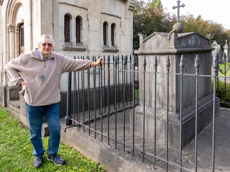 Paul Callens bracht de voorbij jaren duizenden graven in beeld