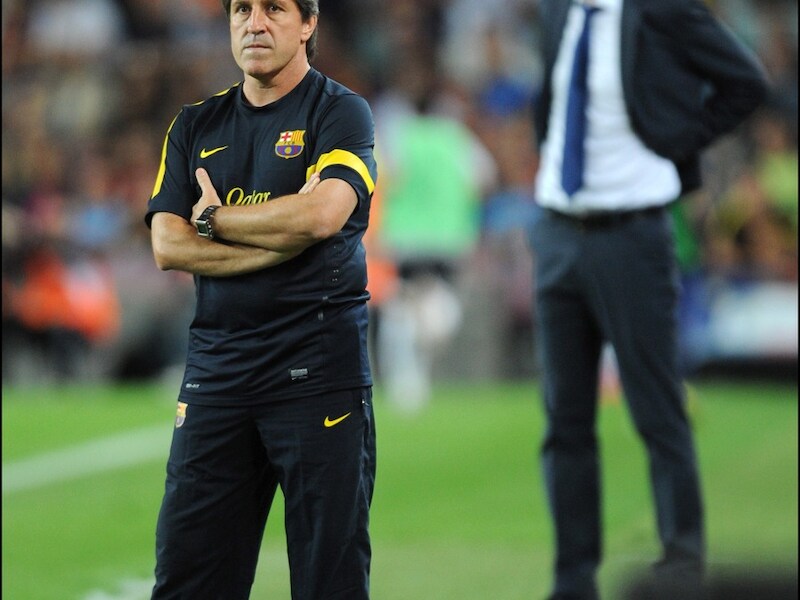 Jordi Roura neemt voorlopig het roer over bij Barcelona.