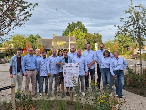 Oekene Feest palmt met de 52ste editie van de Gardeboefeesten straks voor de eerste keer het vergroende dorpsplein in.