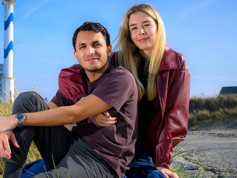 Comedian Mohsin Abbas en zijn vrouw Romy in Oostende.