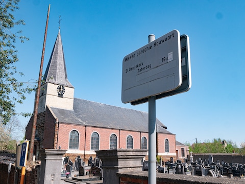 Op zondag 6 september organiseert Cycling Team Tilt de wielerwedstrijd Houwaartse Pijl, met start en aankomst bij de Sint-Denijskerk.