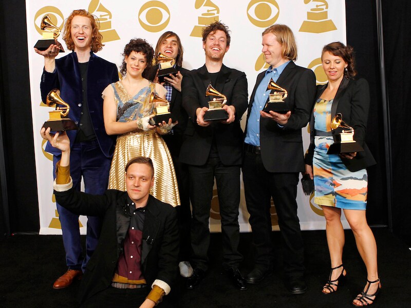 In 2011 wonnen de leden van Arcade Fire de Grammy voor 'Album van het Jaar' voor hun plaat 'The Suburbs'.