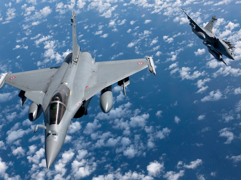 Archiefbeeld van Franse Rafale-gevechtsvliegtuigen in actie.