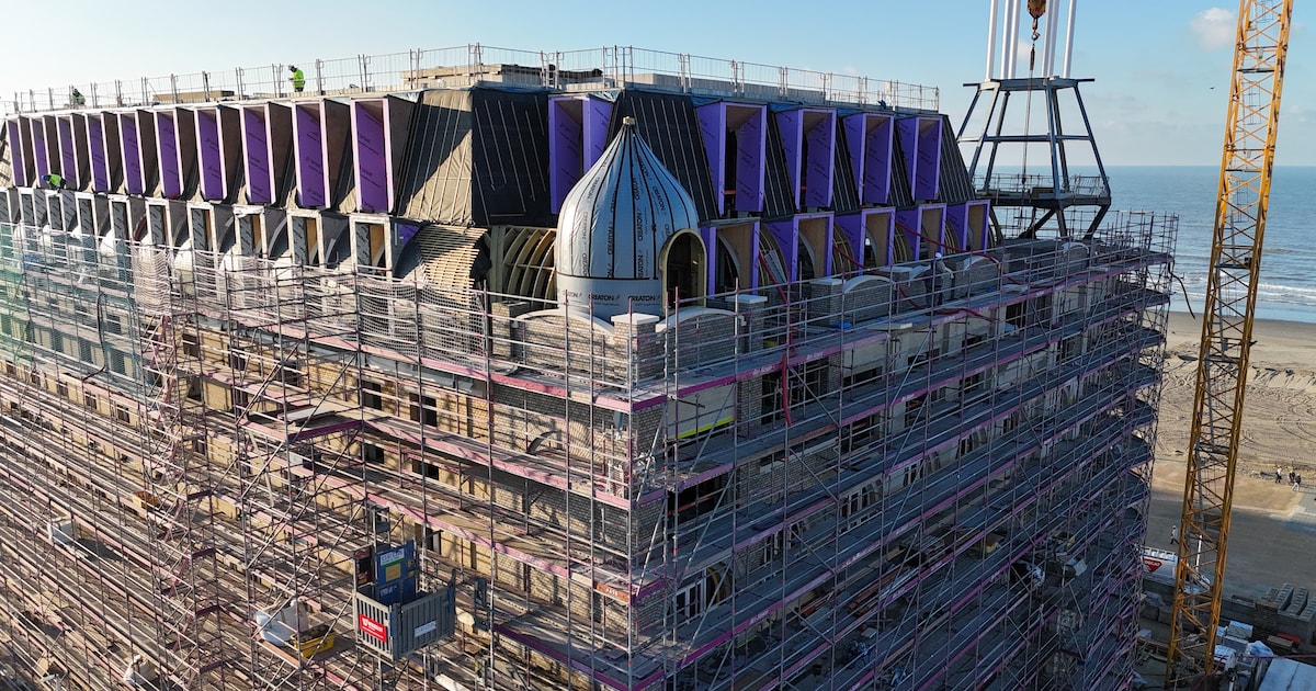 KIJK. Eerste gereconstrueerde koepel staat terug op The Grand