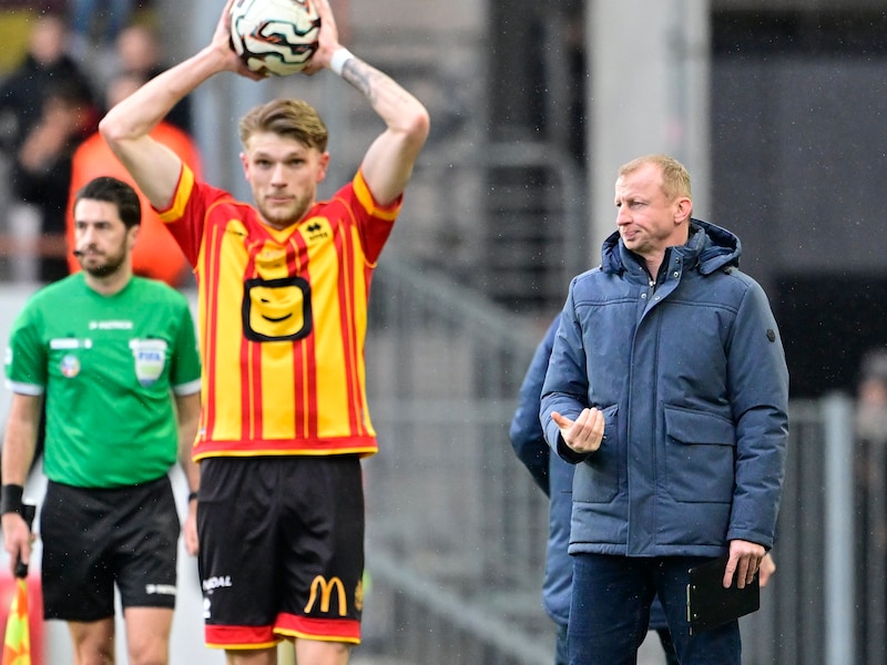 “Dit is het zwaarste moment van het hele seizoen”: Essevee-coach Sven Vandenbroeck aangeslagen na onverdiend verlies in Mechelen