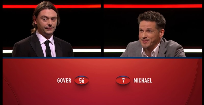 Gover Meit en Michael Van Peel tijdens het finalespel in ‘De slimste mens’.