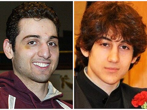 Tamerlan (26) overleefde de klopjacht van de politie niet. De 19-jarige Dzjochar kon levend gevat worden, maar ligt zwaargewond in het ziekenhuis.