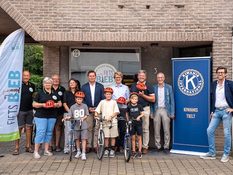 Je vindt de Fietsbieb in de Oude Bruggestraat 3 in Wingene. De eerstvolgende openingsdag na de zomervakantie is zaterdag 5 september